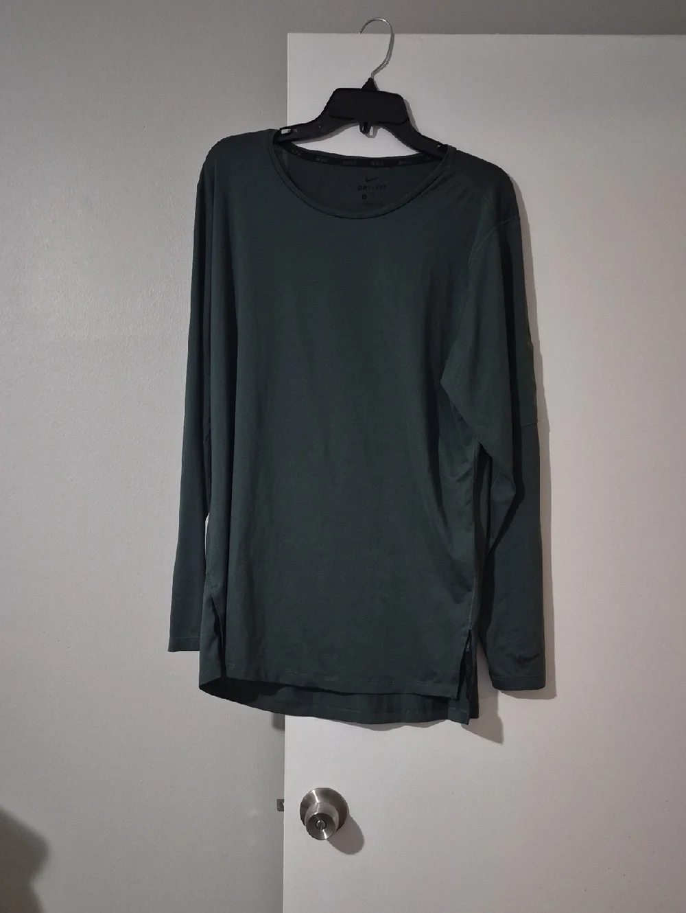 Nike Men's Long Sleeve Crew Shirt - Deep Green